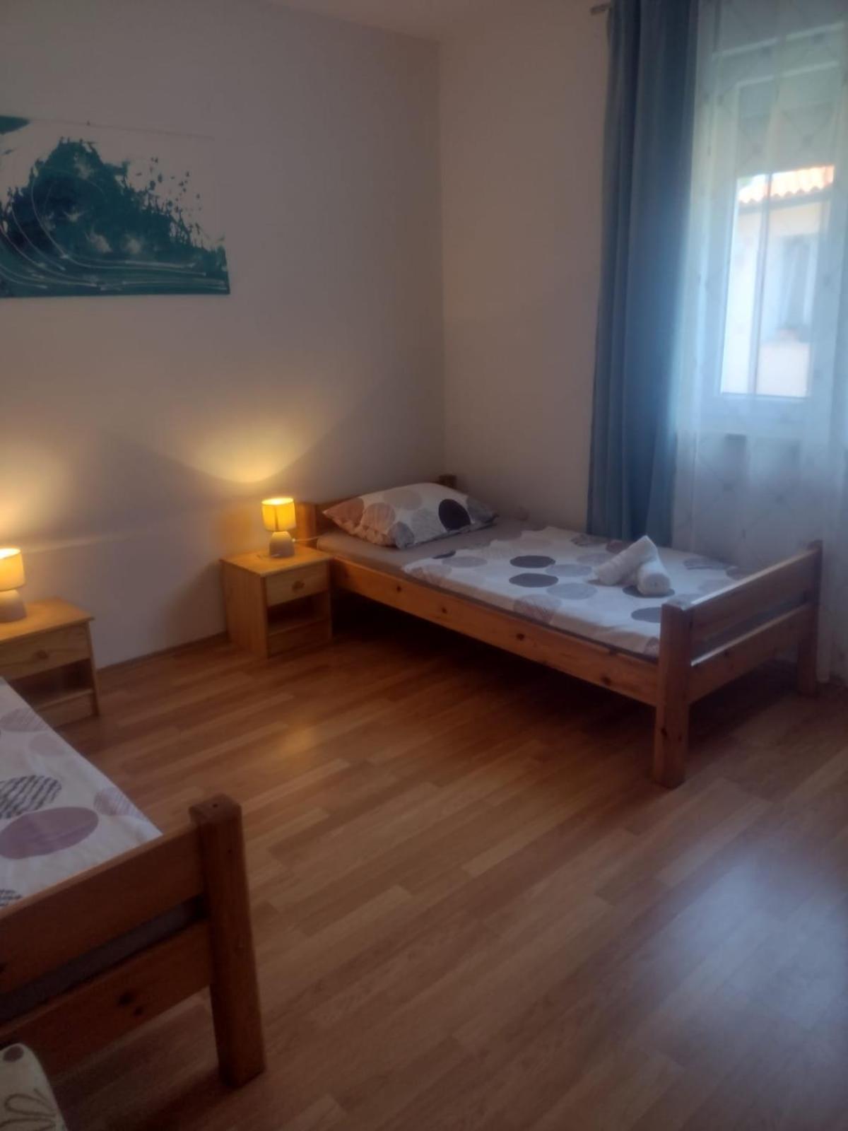 Spacious Apartment With Parking&Garden Marčana Zimmer foto